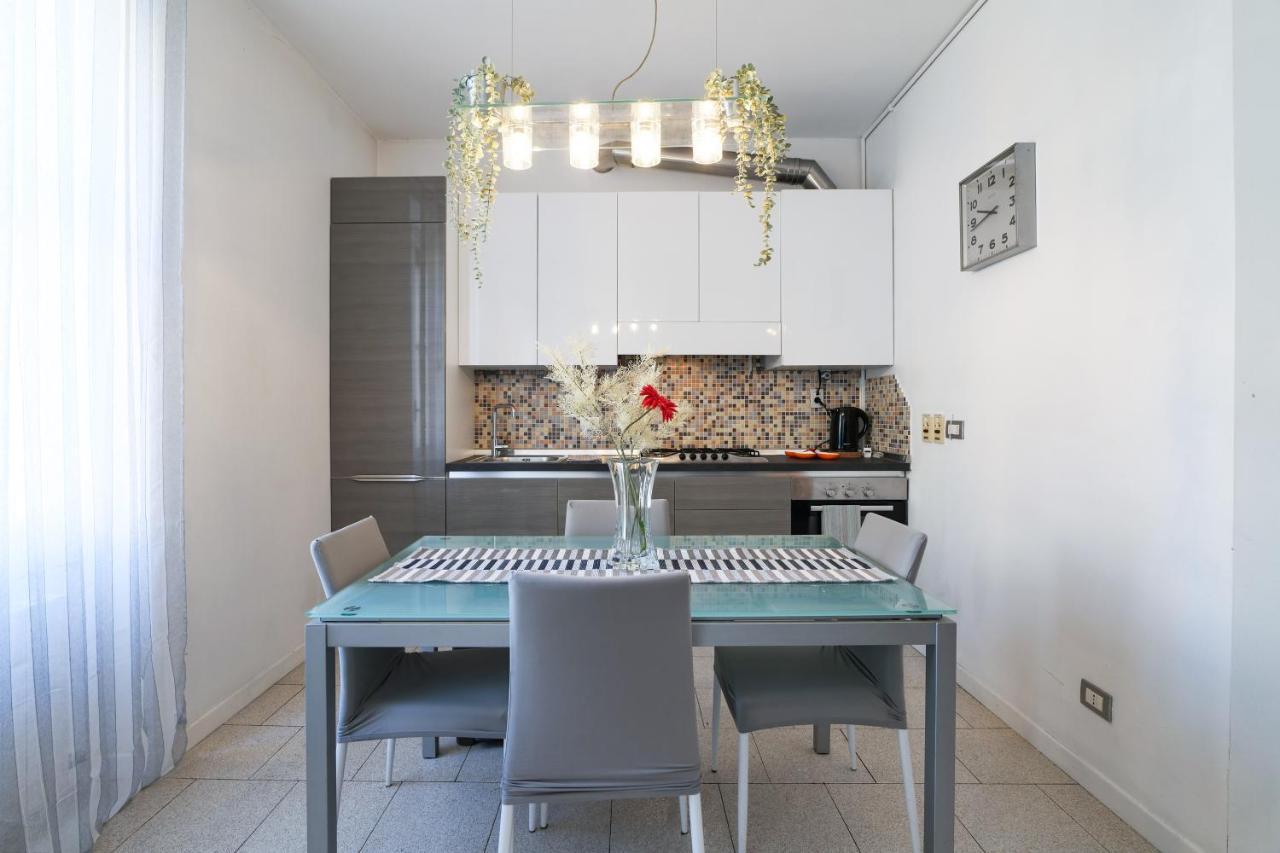 Apartmán Primopiano - Battaglia A Milán Exteriér fotografie