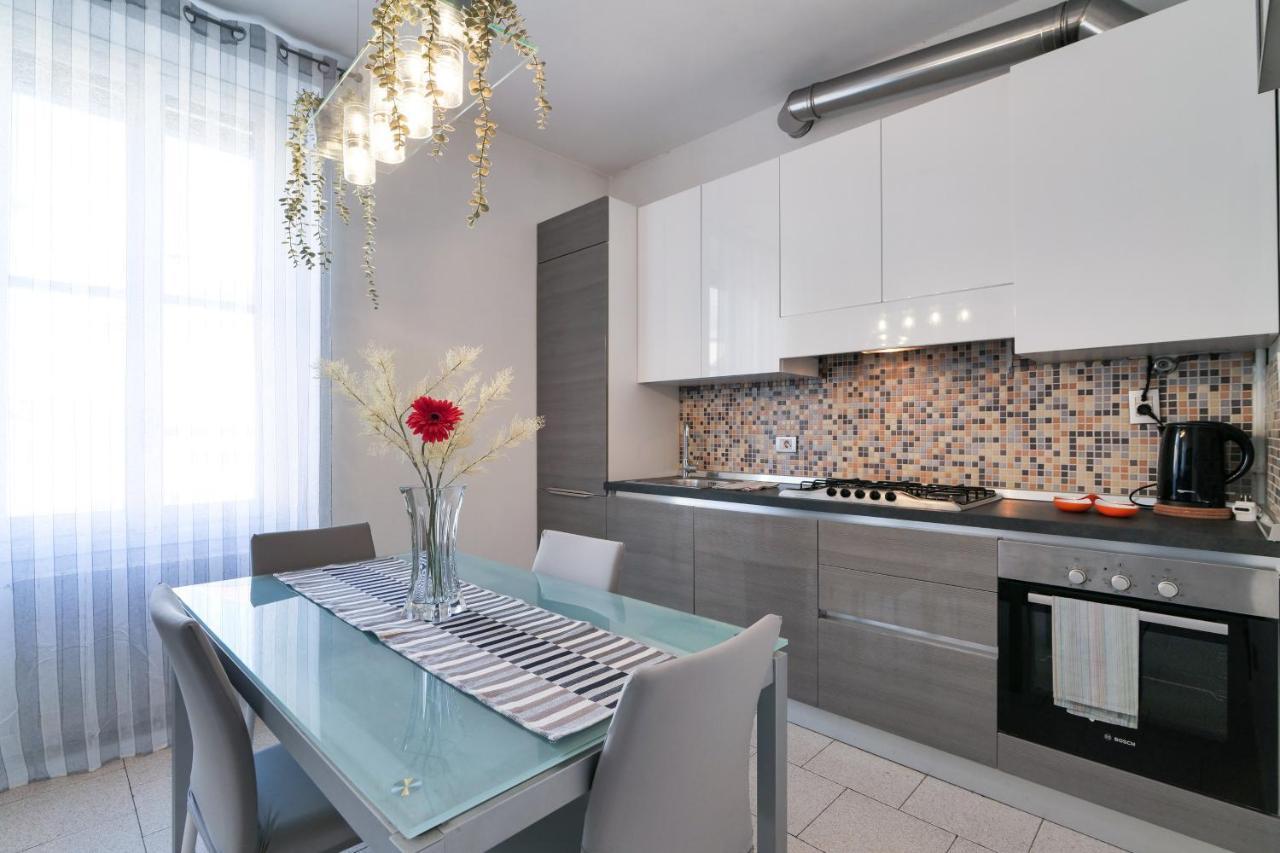 Apartmán Primopiano - Battaglia A Milán Exteriér fotografie